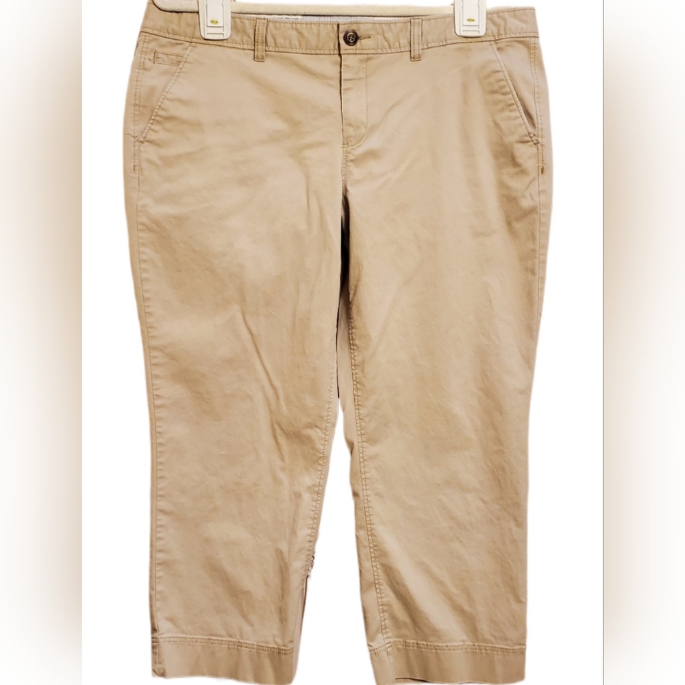 Old Navy, Women's Capri Pants, Tan Sz 14R.
